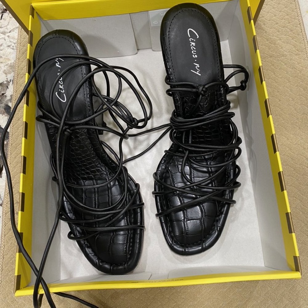 NWT Circus NY Sandals (Black) 8.5